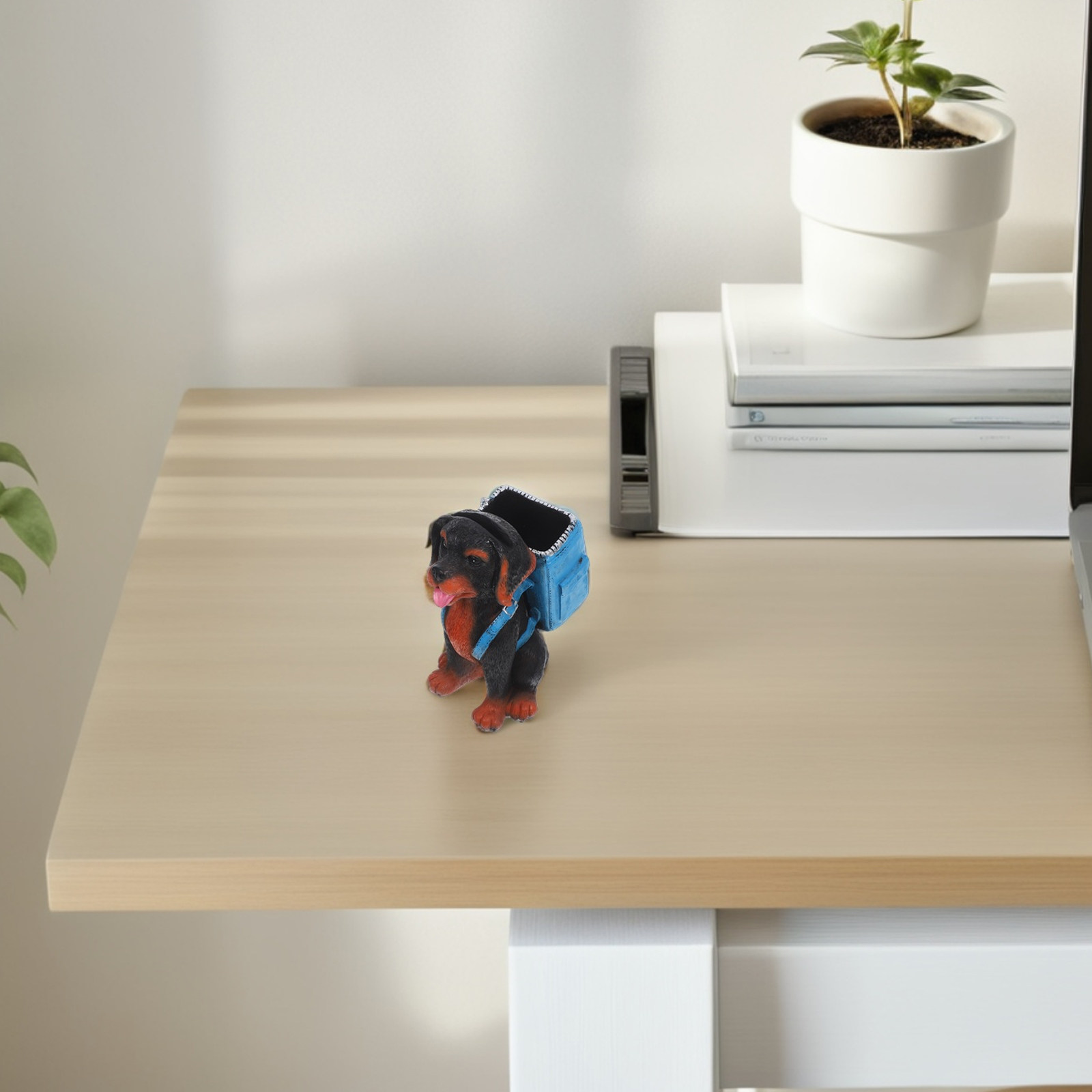 Home Office With Two Desks - Reçine Köpek Figürlü Gözlük Tutucu ve